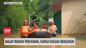 VIDEO: Banjir Rendam Pemukiman, Warga Enggan Mengungsi