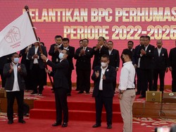 Disaksikan Gubsu, Gus Irawan Dilantik Jadi Ketua Perhumas Medan