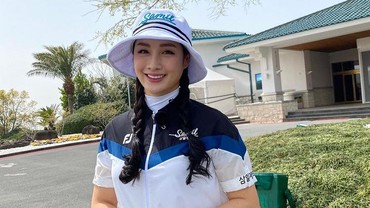 img-title Dituding Jadi Selingkuhan Rain & Jo Jung Suk, Pegolf Cantik Buka Suara