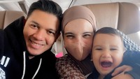 <p>Irwansyah dan Zaskia Sungkar menikah pada tahun 2011, Bunda. Setelah lama menunggu, akhirnya keduanya dikaruniai seorang putra bernama Ukkasya Muhammad Syahki pada tahun 2021. (Foto: Instagram: @irwansyah_15)</p>
