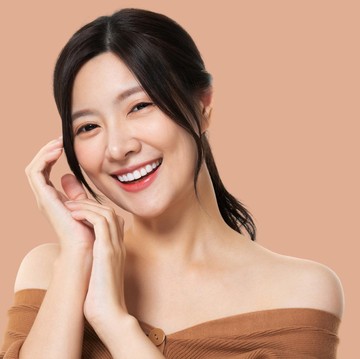 Step by Step Bikin Kulit Bening 'Glass Skin Makeup' ala Artis Korea