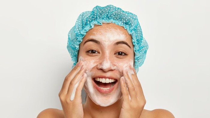 img-title 1. Lakukan Deep Cleansing Sebelum Pakai Makeup