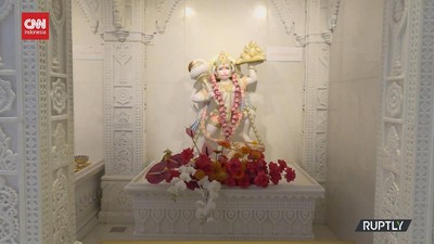 img-title VIDEO: Mengunjungi Kuil Hindu Pertama di Kota Dubai