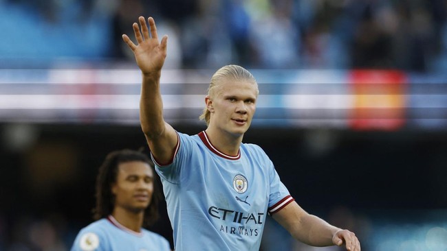 Penyerang Manchester City Erling Haaland sudah menyamai jumlah gol top skor musim lalu meski baru bermain dalam 10 pertandingan.