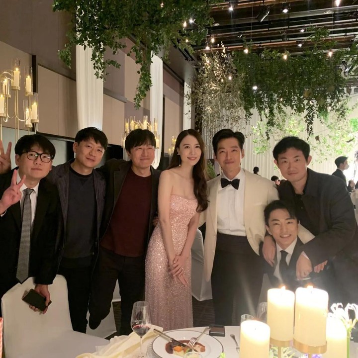 <p>Selamat untuk Nam Goong Min dan Jin Ah Reum. Kita doakan, semoga rumah tangga mereka langgeng dan bahagia selalu, ya. (Foto: Instagram @choiyspd)</p>