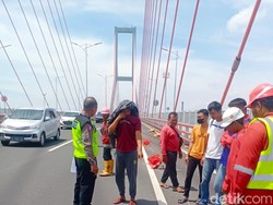 Petugas PUPR Suramadu Tewas Ditabrak Xenia Saat Perbaiki Posisi Traffic Cone