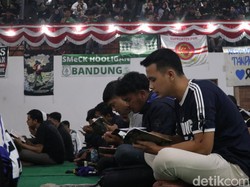 Bobotoh hingga Jakmania Melebur Jadi Satu Demi Kanjuruhan