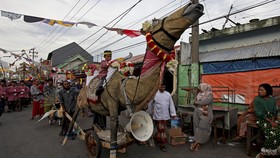 FOTO: Tradisi Pawai Peringatan Maulid Nabi di Sejumlah Daerah