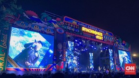 Celetuk 'Ferdy Sambo' Panaskan Penonton Ahmad Band di Synchronize Fest