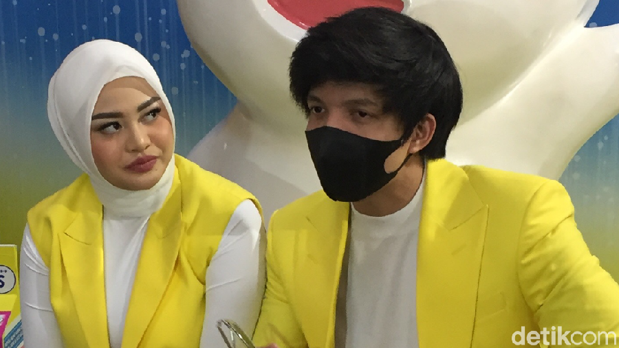 Atta Halilintar - Aurel Hermansyah Atta Halilintar - Aurel Hermansyah