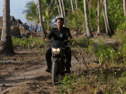 Petugas Bank di Ujung Negeri Cerita Tantangan Beri Akses Perbankan