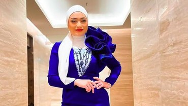 Mesra Tanpa Hijab Bareng Eks Pacar, Nathalie Holscher Disinggung Masa Idah