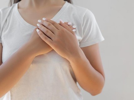 Amankah Penderita Kanker Payudara Menyusui Bayi? Ini Kata Dokter