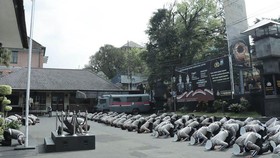 Polisi Mohon Ampun soal Kanjuruhan, DPR Ingin Tetap Diusut Tuntas
