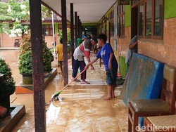 SDN di Trenggalek Terpaksa Diliburkan Usai Diterjang Banjir Bandang