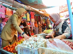 ASN Banyuwangi Belanja ke Pasar dan UMKM untuk Bantu Anak Stunting