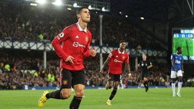 Conte Puji Ronaldo Setinggi Langit Jelang MU vs Tottenham