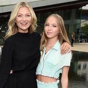 Sama-sama Modis dan Jadi Supermodel, Intip Gaya Kompak Kate Moss dan Lila