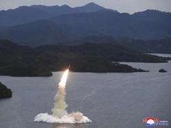 Korut Tembakkan Misil Sehari Sebelum Militer Korsel-AS Latihan Bareng