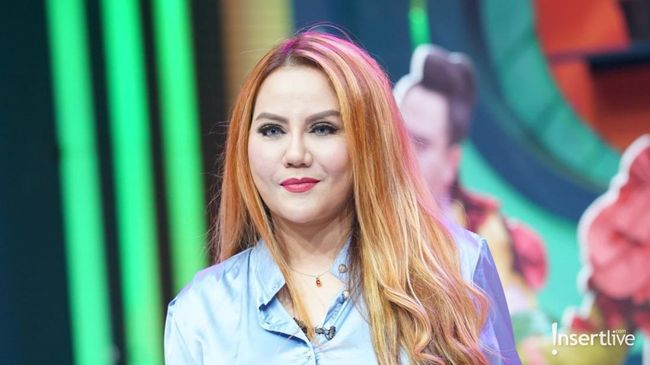 Nita Thalia Klarifikasi Tidak Alami Bell’s Palsy Usai Operasi Plastik