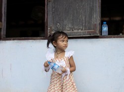 Selimut Penyelamat Bocah dari Pembantaian di Thailand