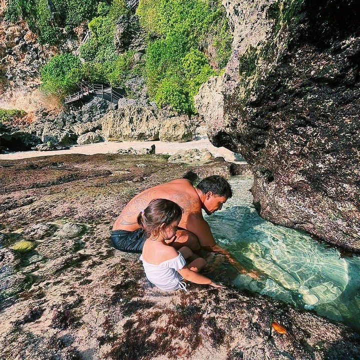 <p>Aktor ternama Hamish Daud kerap mengabadikan momennya bersama sang Putri, Zalina Raine Wyllie, Bunda. Kini, usianya sudah menginjak 3 tahun. (Foto: Instagram: @hamishdw)</p>
