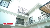 <p>Memiliki rumah mewah dan elegan, sebelumnya diketahui pasangan ini telah berkali-kali merenovasi rumah mereka, lho, Bunda. (Foto: YouTube: Titi dan Tian)</p>