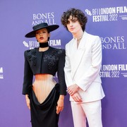 Timothee Chalamet dan Taylor Russell Tampil Stylish di London Premiere Film Bones and All