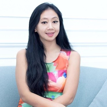 Asri Welas Nangis Cerita 17 Tahun Nikah Tak Pernah Dicariin Galiech