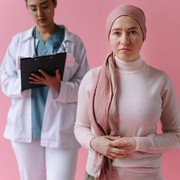 Orang Terdekat Didiagnosis Kanker Payudara? Lakukan Ini untuk Memotivasi Mereka