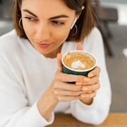 Memang Enak sih, tapi Ini 5 Efek Samping Keseringan Minum Kopi untuk Kesehatan Perempuan!