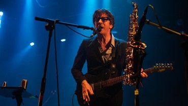img-title Graham Coxon Gitaris Blur Siap Bantu Oasis Reuni