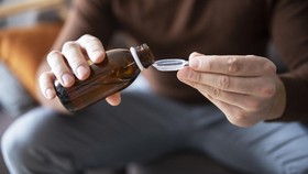 Epidemiolog Soroti Pengawasan Obat Berbahaya di RI Lemah