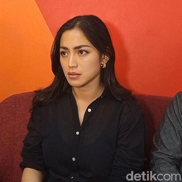 Bantah Kuasai 11 Mobil Mewah, Pihak Steven Sebut Jessica Iskandar Asal Tuduh