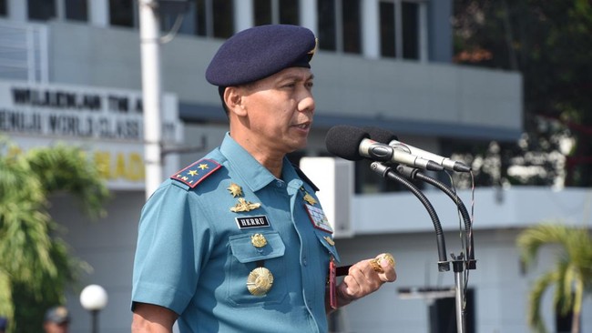 Pangkoarmada resmi menyerahterimakan sejumlah jabatan strategis di lingkungan Koarmada RI, Rabu (9/8)