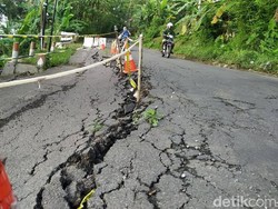 Pemkab Blitar Siapkan Skema Relokasi di Daerah Tanah Gerak