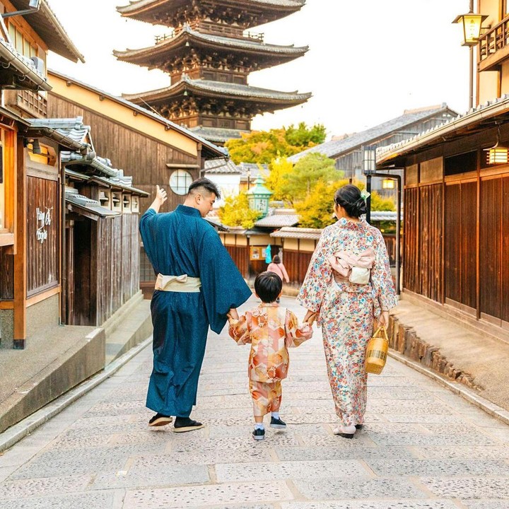 <p>Babymoon kali ini, Tiffany dan Chef Arnold memilih Kyoto sebagi tempat tujuannya. Ini merupakan kehamilan kedua Tiffany, Bunda. (Foto: Instagram @tiffanysoetanto)</p>