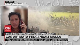 VIDEO: Gas Air Mata Pengendali Massa