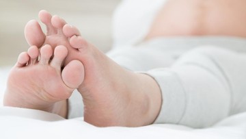 CARA MENGATASI BADAN SERING MENGGGIGIL USAI MELAHIRKAN