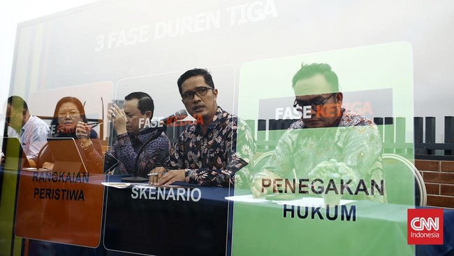 Tim kuasa hukum Ferdy Sambo menyebut skenario tembak menembak di rumah dinas Polri dirancang untuk menyelamatkan Bharada E.
