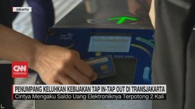 VIDEO: Penumpang Keluhkan Kebijakan Tap In-Tap Out Di Transjakarta