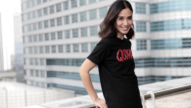 Marsha Timothy Marsha Timothy saat berkunjung ke kantor detikcom.