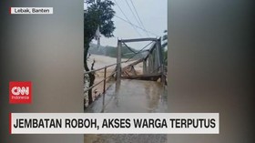 VIDEO: Jembatan Roboh, Akses Warga Terputus