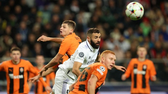 Sudah ada dua tim yang memastikan lolos ke babak 16 besar Liga Champions meski fase grup menyisakan dua pertandingan.