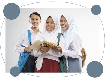 Seragam Siswa SD-SMA Kini Wajib Ada Baju Adat, Seperti Apa Aturannya?