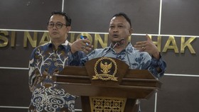 Komnas HAM Periksa Selongsong Gas Air Mata Kanjuruhan di Laboratorium