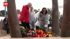 VIDEO: Wisatawan Australia Peringati 20 Tahun Tragedi Bom Bali