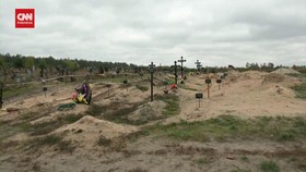 VIDEO: Ukraina Temukan Kuburan Massal Berisi 55 Jasad di Lyman