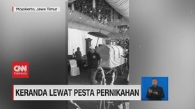 VIDEO: Viral Keranda Lewat Pesta Pernikahan