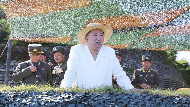 Kim Jong Un Ancam Kerahkan Senjata Nuklir untuk AS Cs Pemimpin Korut Kim Jon Un mengancam akan mengobarkan perang nuklir usai Amerika Serikat, Korea Selatan, dan Jepang memperkuat kerja sama keamanan.
